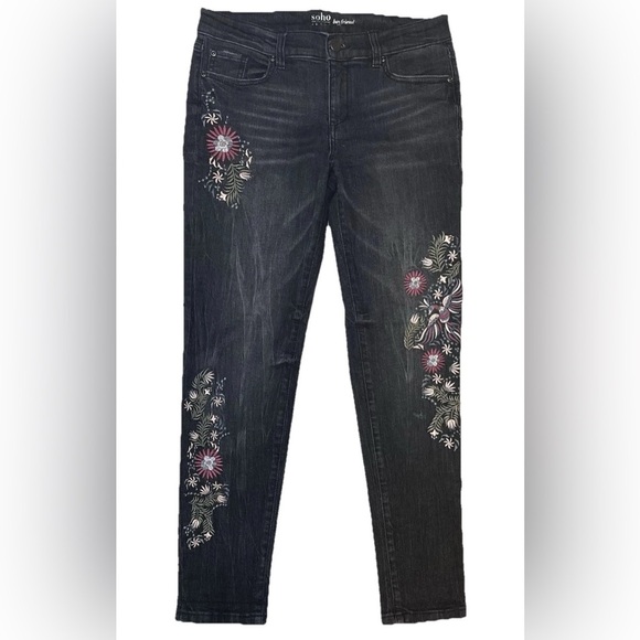 New York & Co. SoHo Denim Jeans Women's Size 4 Boyfriend Embroidered 30x29 - Picture 1 of 10